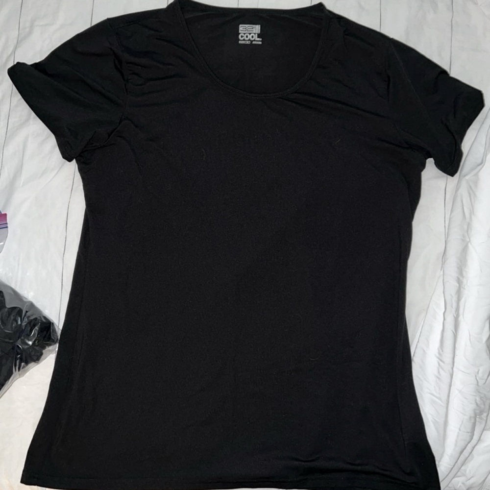 NWOT Three 32 Degrees Cool Short Sleeve Shirts Size XL